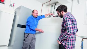 IWO-Pressebild_Energiespeicher_Heizoeltank_1.jpg