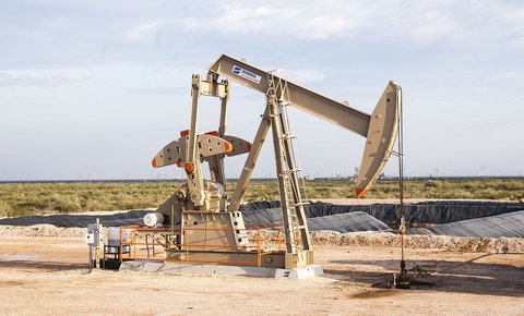 oil-rig-production-schieferoel.jpg